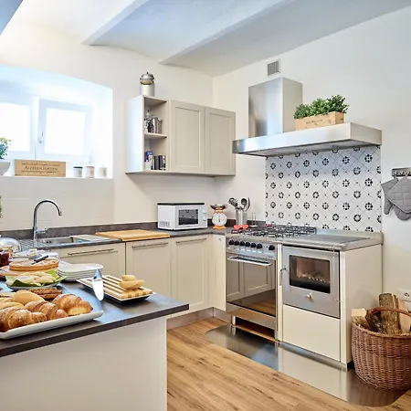 Bed & Breakfast Ai Colli Rovereto (Trentino Alto Adige)